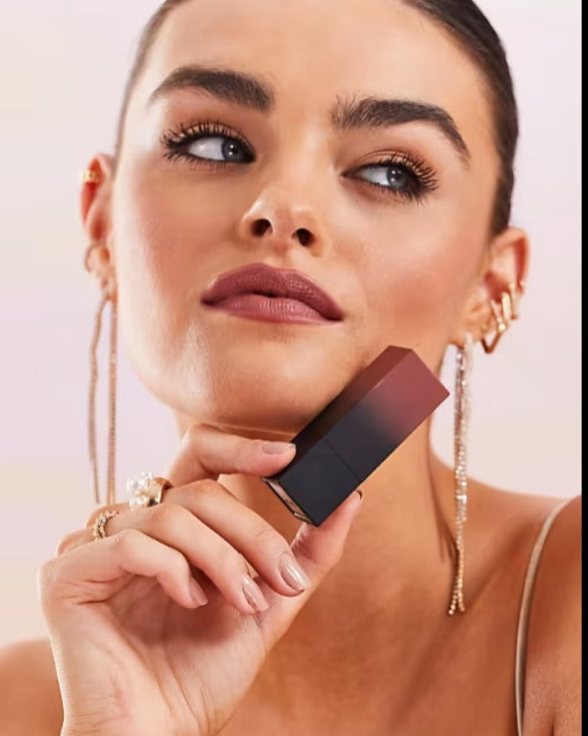 Huda Beauty Power Bullet Matte Lipstick
